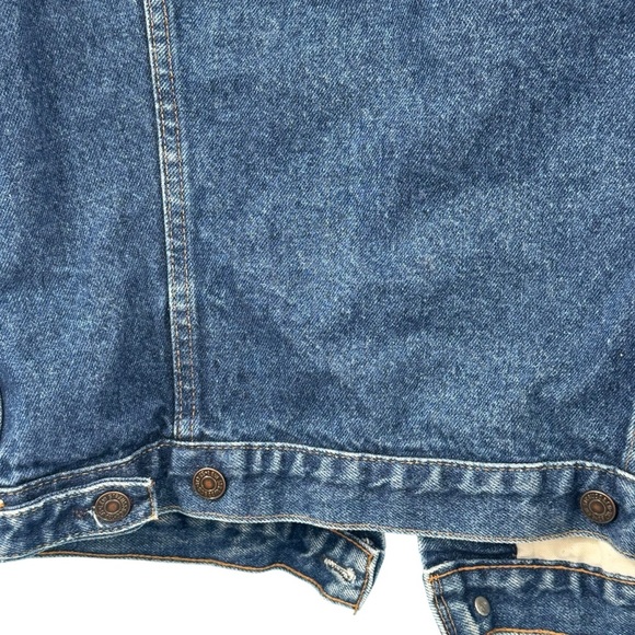 Levi's Blue Lightweight Trucker Jacket - Picture 4 of 6